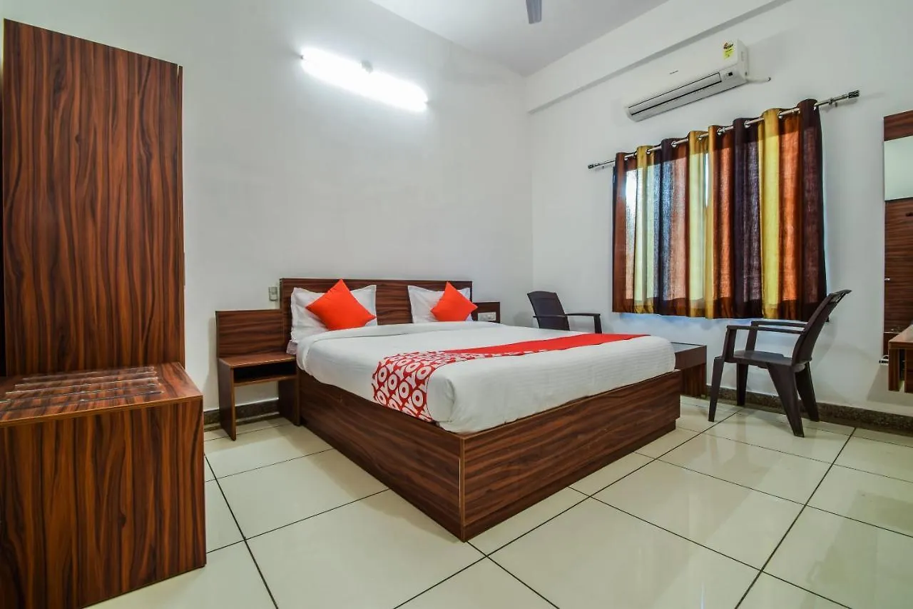 Oyo 23381 Hotel Sagar Ratna Udaipur Hindistan