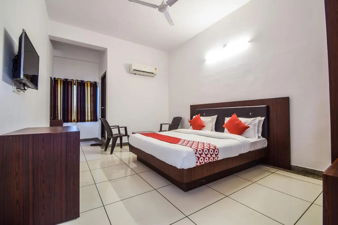 Oyo 23381 Hotel Sagar Ratna Udaipur 3*,