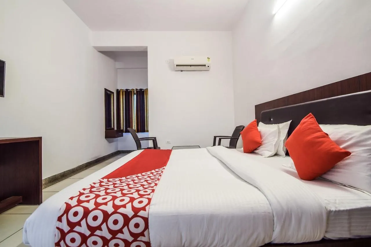 Oyo 23381 Hotel Sagar Ratna Udaipur 3*,