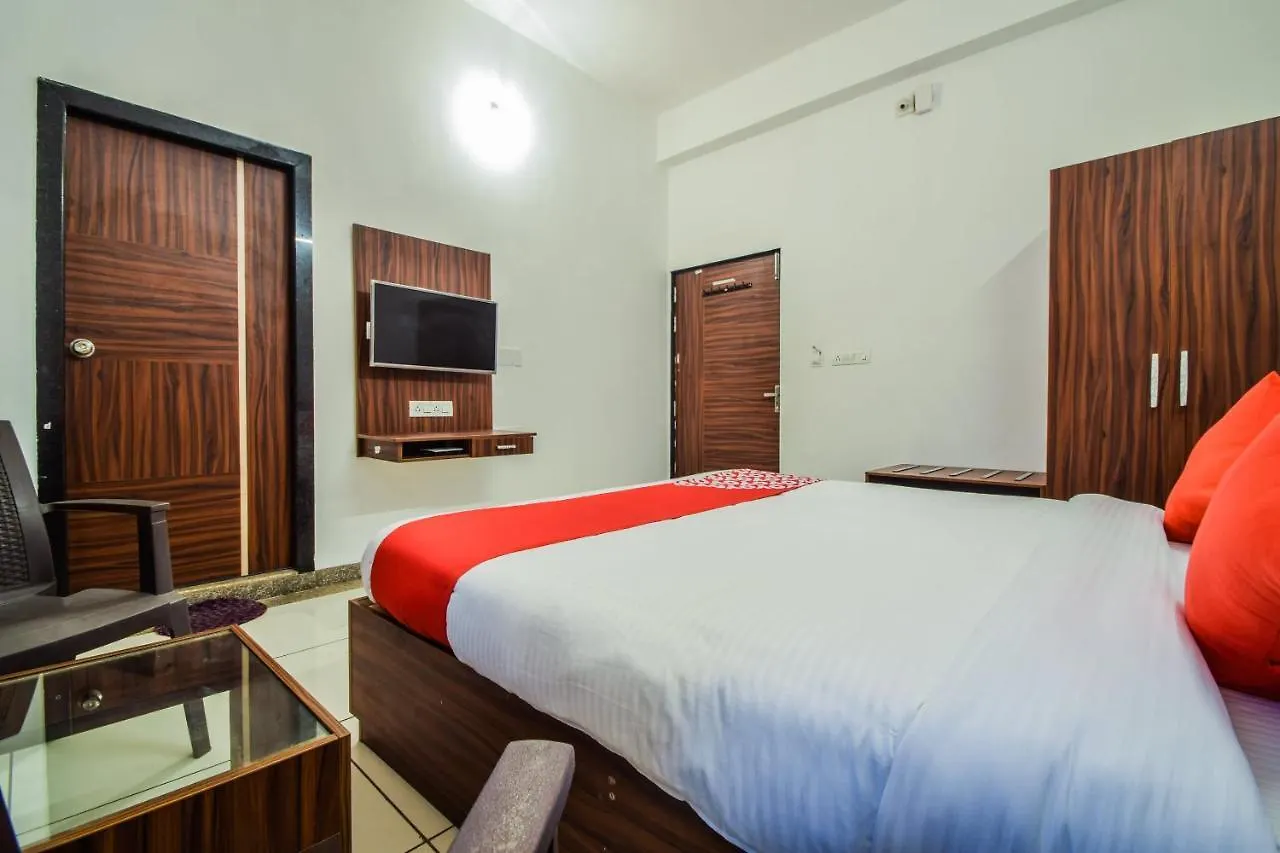 Oyo 23381 Hotel Sagar Ratna Удайпур 3*,  Индия